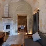 Hotel Sarnich Cave 3*