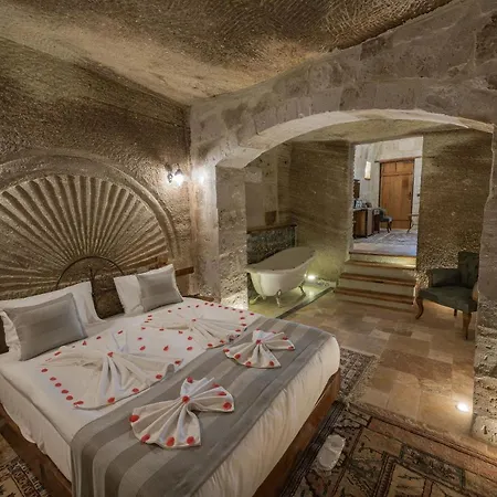 Sarnich Cave Hotel