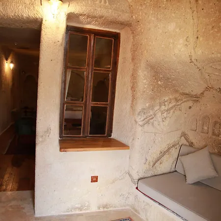 Sarnich Cave Hotel 3*