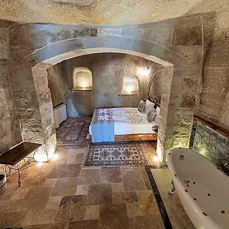 فندق Sarnich Cave