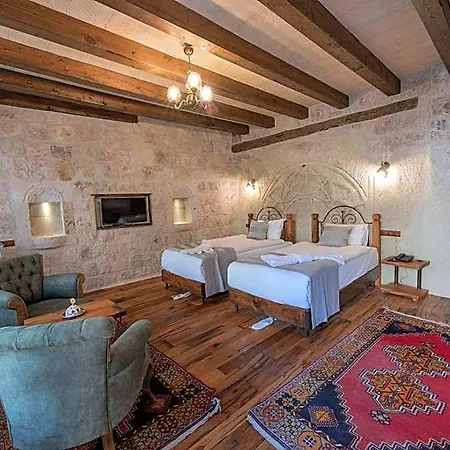 Sarnich Cave Hotel 3*