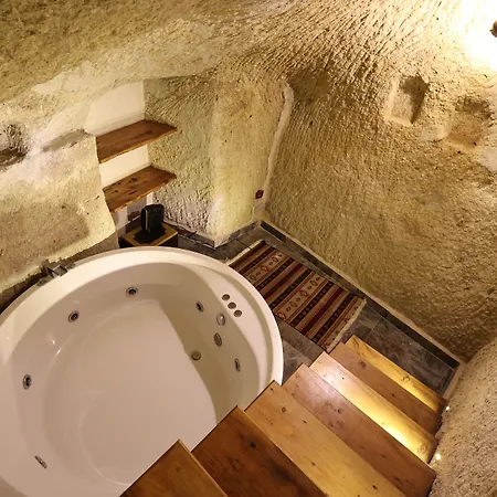 Hotel Sarnich Cave 3*