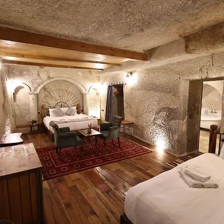 Sarnich Cave Hotel