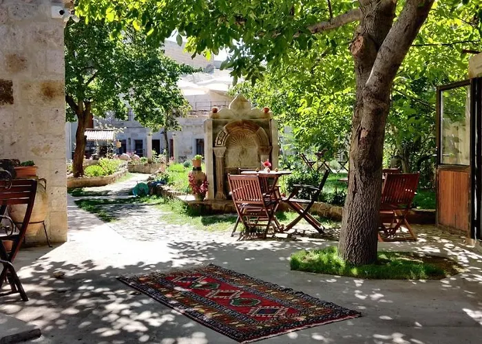 Sarnich Cave فندق 3*